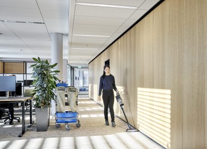 VU200 office2